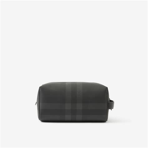 neceser burberry hombre|Neceseres de Burberry para hombre .